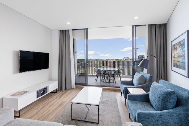 メリトン スイーツ カワード ストリート マスコット