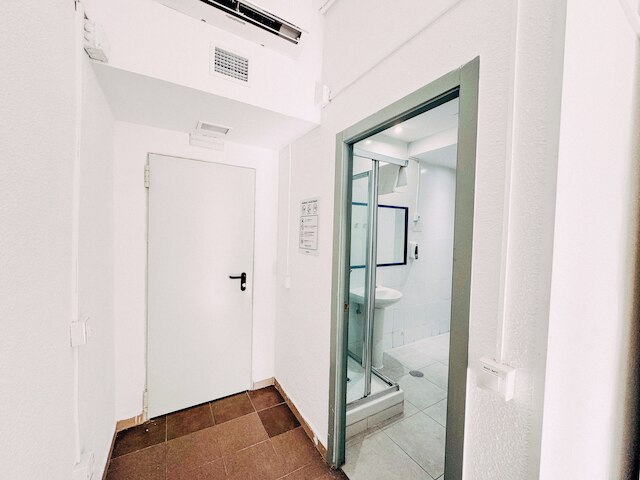 マッドバイブス ホステル グラン ビア