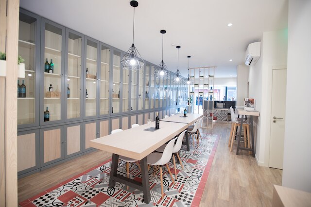 アルマダ ワイン ハウス