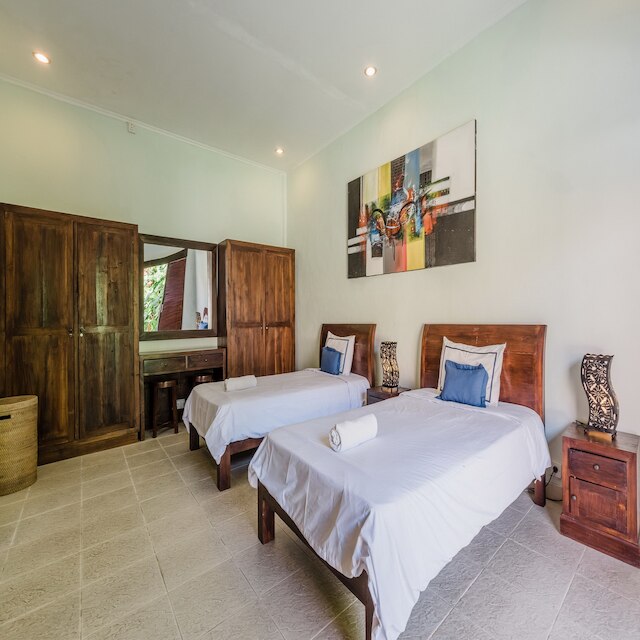 アイシャ ファミリー ヴィラズ 5 ベッドルーム プライベート プール