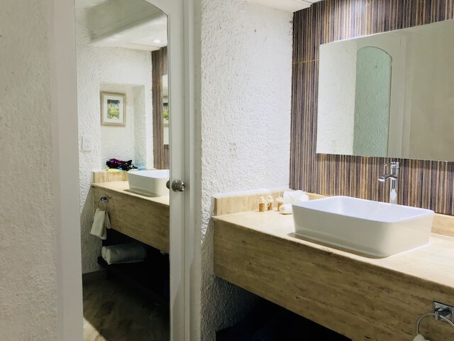 オーシャン ビュー アパートメンツ