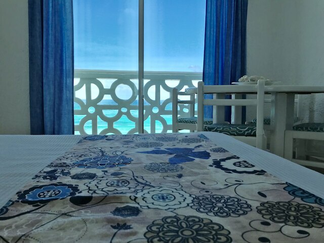 オーシャン ビュー アパートメンツ - デリシア