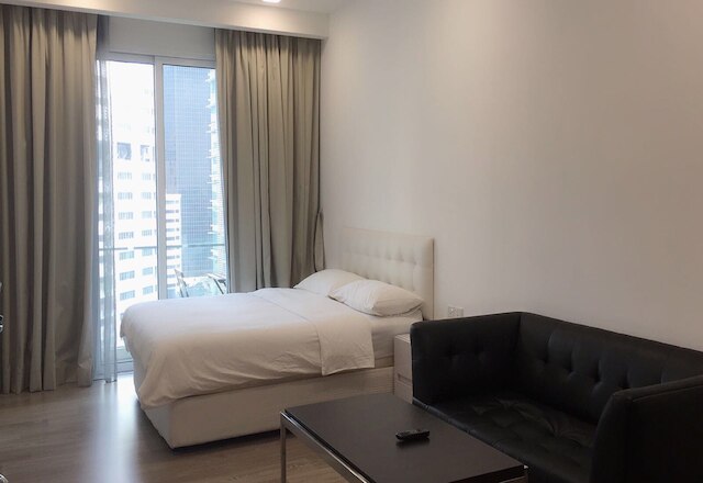 シティ レジデンシーズ プレミアム スタジオ B. ケイロン