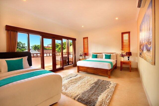 ヴィラ デ リーザ セミニャック ビーチサイド