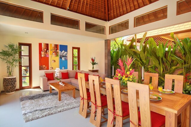 ニコラ ヴィラ セミニャック ビーチサイド