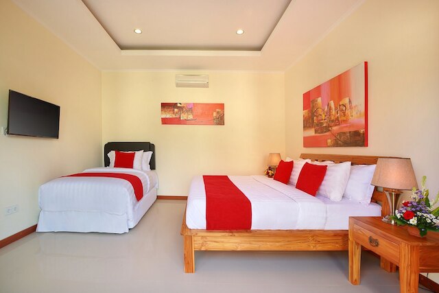 ニコラ ヴィラ セミニャック ビーチサイド