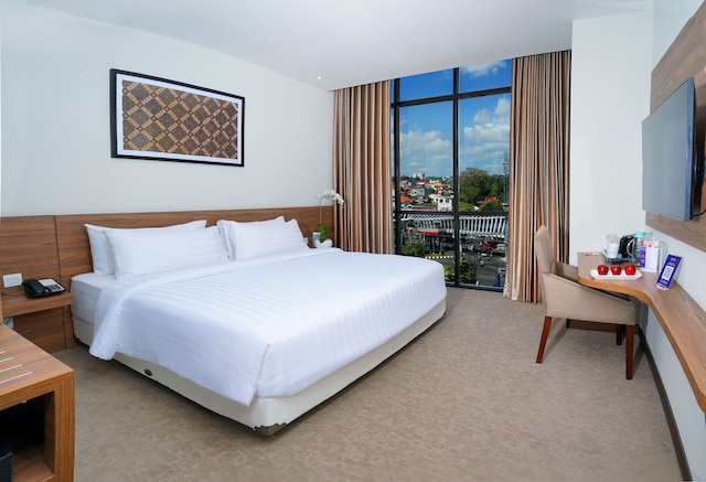 アストン イン パンダナラン - スマラン