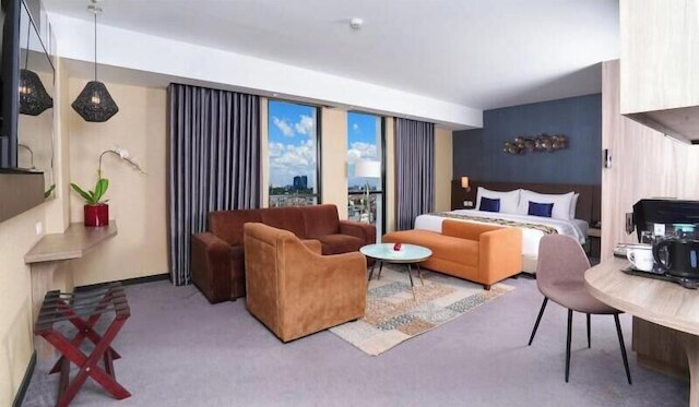 アストン イン パンダナラン - スマラン