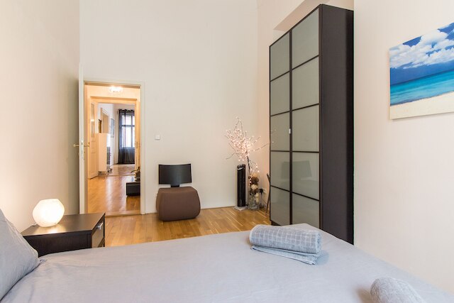 ムニェルニッカー フラット