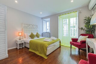 リスボン コレ バイロ アルト キアード