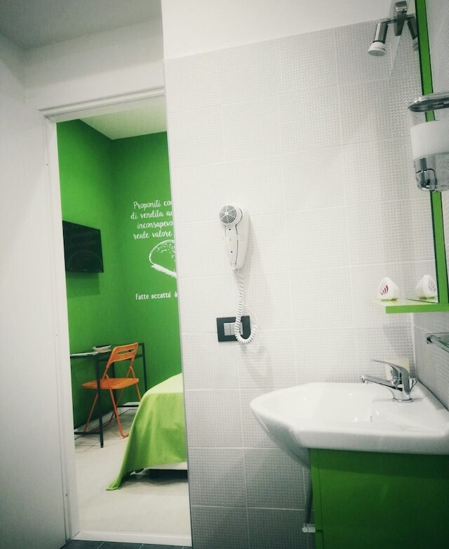 B&B ネクスト ストップ ナポリ