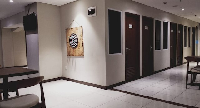 サブワウ ホステル