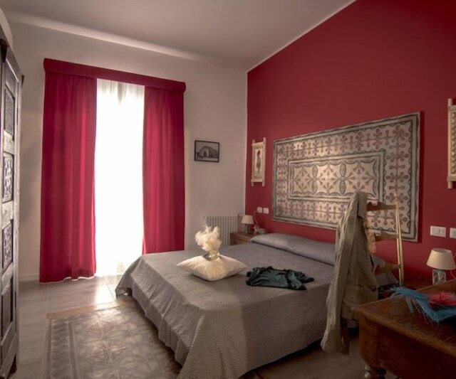 アド ホック ルームズ