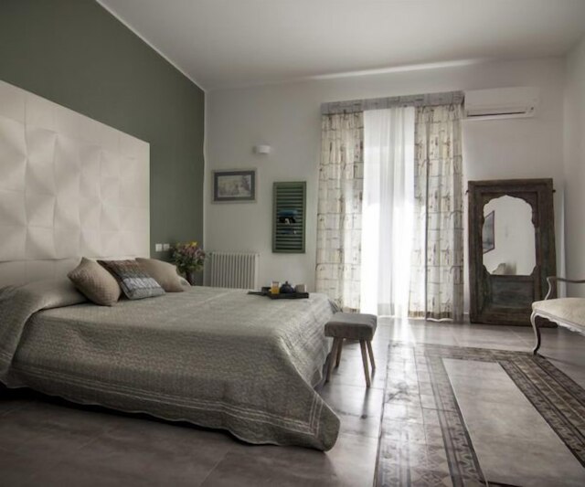 アド ホック ルームズ