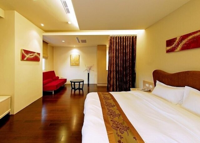 サン ムーン レイク カルイザワ ビラ B&B (青井澤休閒旅店)