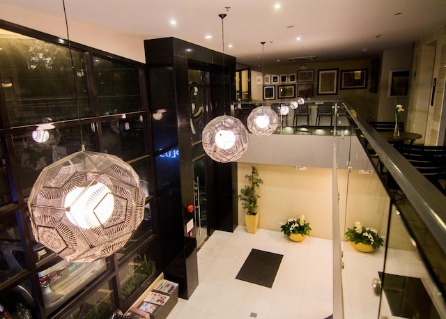 セブ ホテル プラス