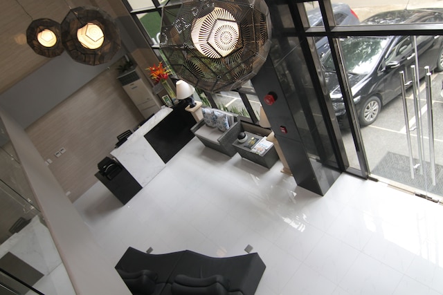 セブ ホテル プラス