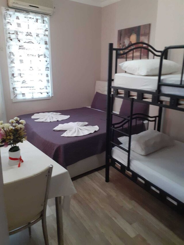 アヴラシャ ホステル