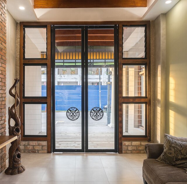 トレジャース ホテル アンド スイーツ