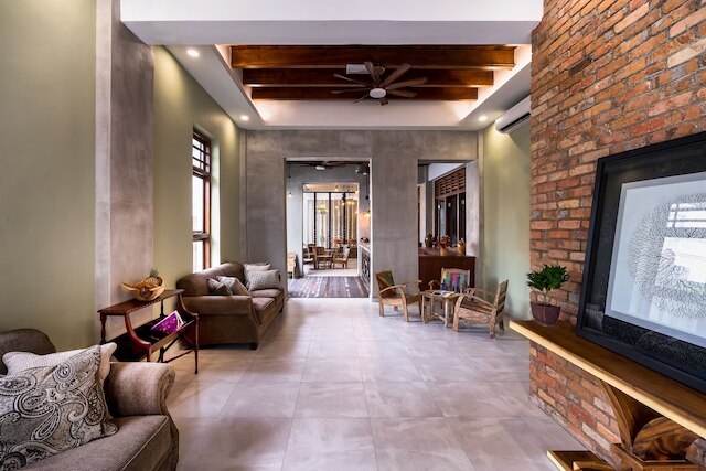 トレジャース ホテル アンド スイーツ