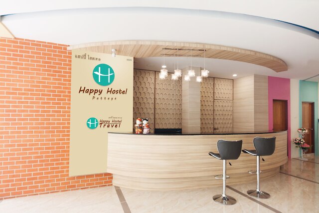 ハッピー ホステル