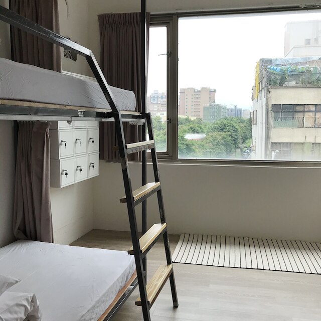 コーナー ホステル & カフェ (小角落 Corner Hostel & Cafe)