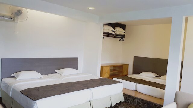 ラックス プライベート ホテル