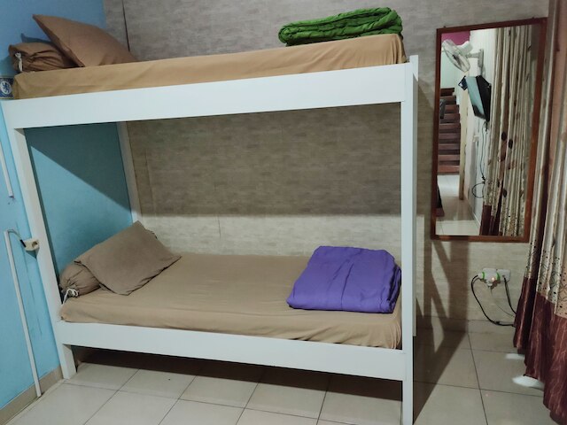 ラジオ バックパッカー ゲストハウス