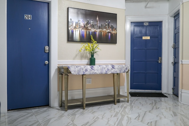 ザ エイドリアン