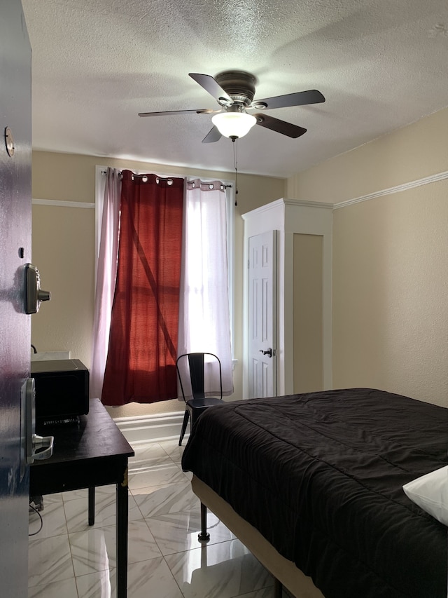 ザ エイドリアン