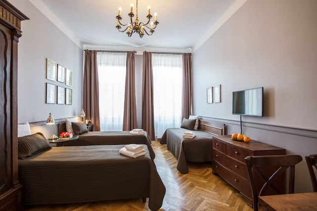 サールフェンベルグ アパートメンツ メイン スクエア