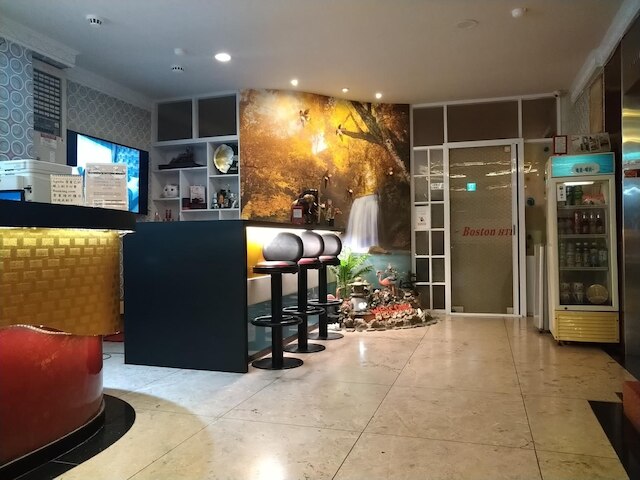 ボストン ホテル (波士頓大飯店)