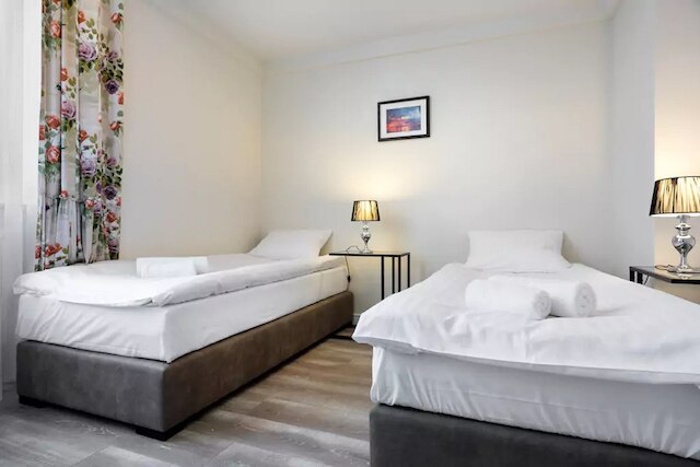 オティウム オールド タウン ツヴィエツィニエカ