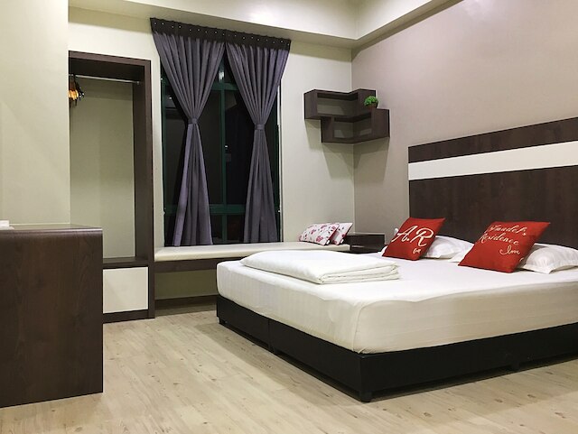 アマデル レジデンス