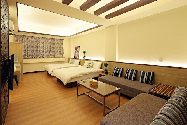 ハピネス イエス ホステル (羅東夜市幸福故事民宿)