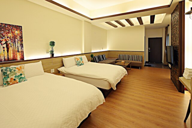 ハピネス イエス ホステル (羅東夜市幸福故事民宿)