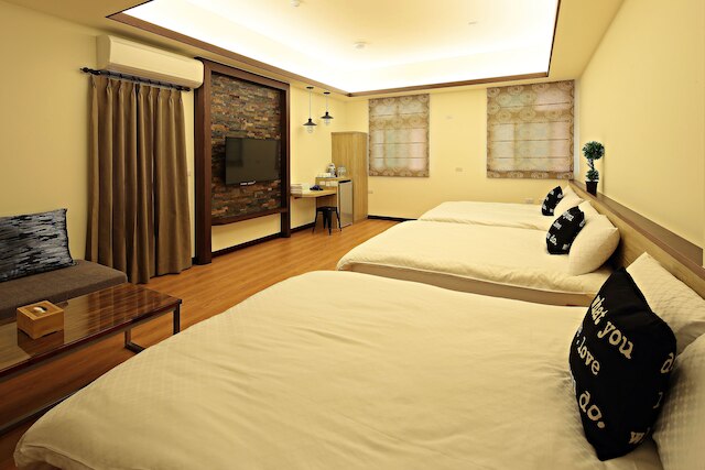 ハピネス イエス ホステル (羅東夜市幸福故事民宿)