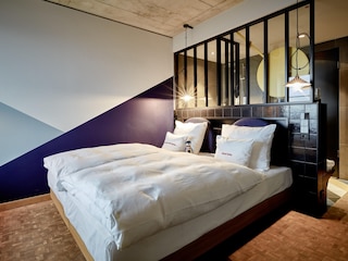 25アワーズ ホテル ダス ツアー