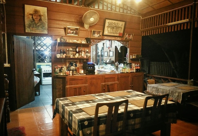 モン セーン ジュン ホームステイ