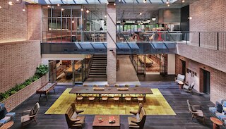 キャノピー バイ ヒルトン ポートランド パール ディストリクト