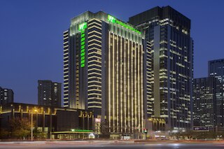 ホリデイ・イン ホテル & スイーツ 天津 ダウンタウン by IHG (天津融僑套房假日酒店)