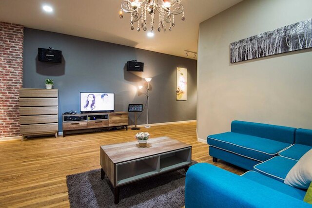 ビー アワー ゲスト