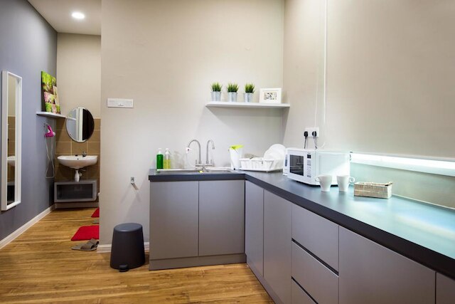 ビー アワー ゲスト