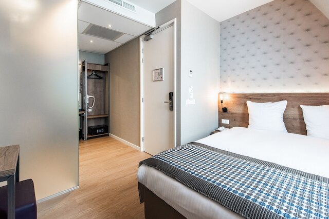 メルローズ ホテル