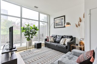 ゴージャス 2 ストーリー タウンハウス