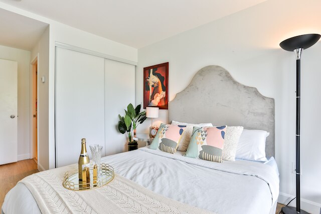 ゴージャス 2 ストーリー タウンハウス