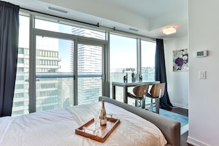 シティ ビュー ハイライズ コンド