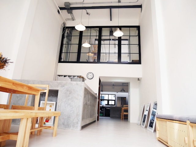 ザ コンパニオン - ホステル