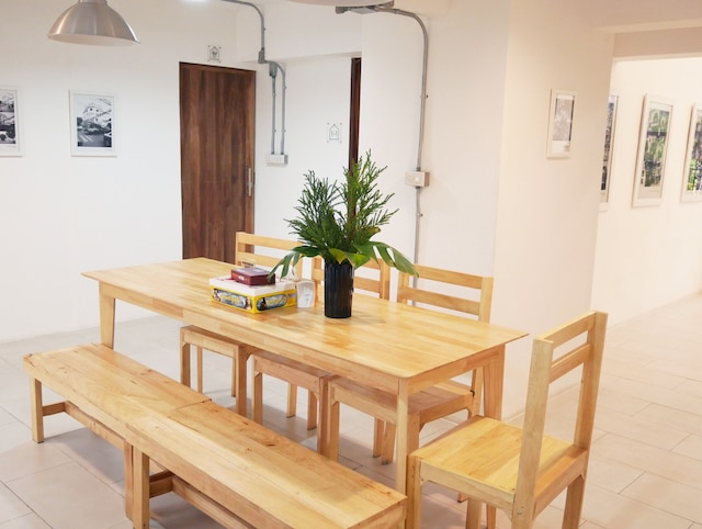 ザ コンパニオン - ホステル