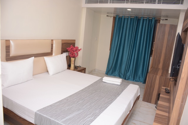 ホテル ゴールデン オアシス デリー